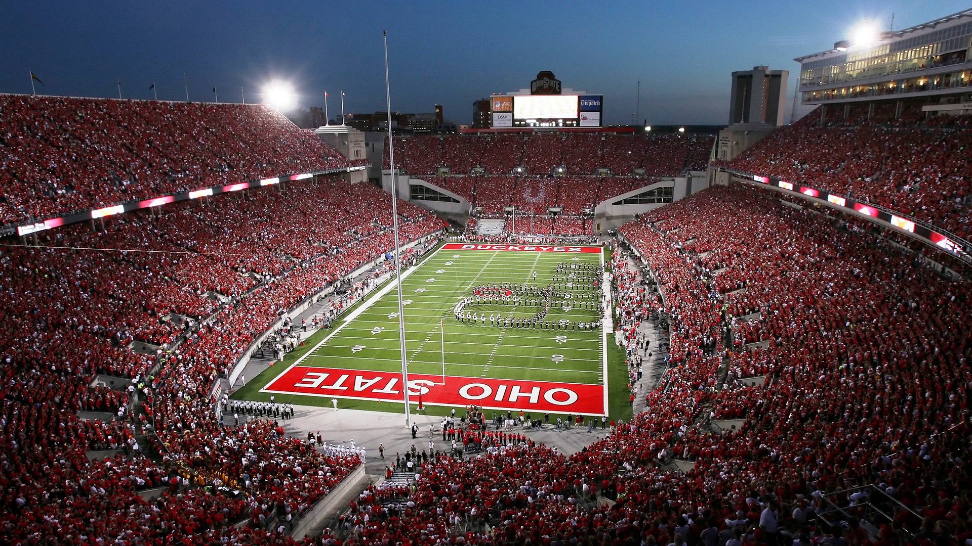 败北首场状态出色，MAD观众沸腾！，哈兰德重返赛场引发球迷热议